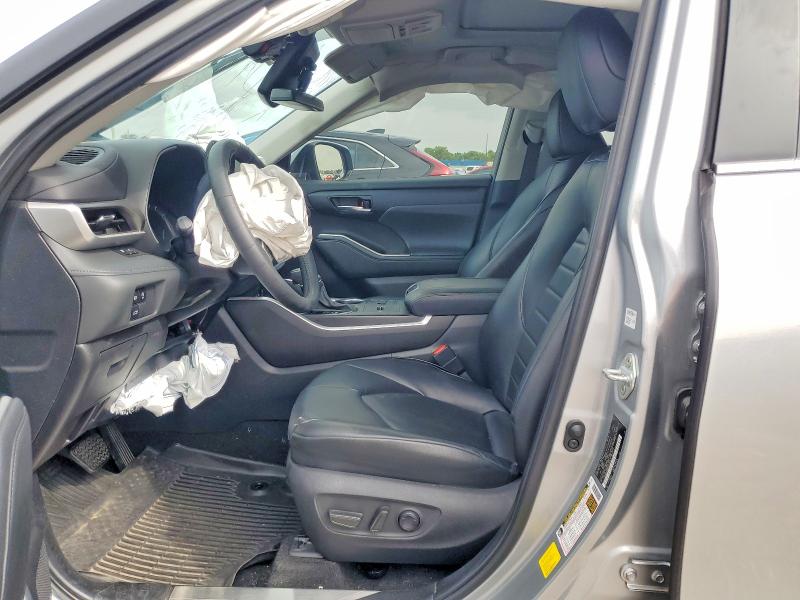 61019086 :رقم المزاد ، 5TDKDRAH6RS541828 vin ، 2024 Toyota Highlander مزاد بيع