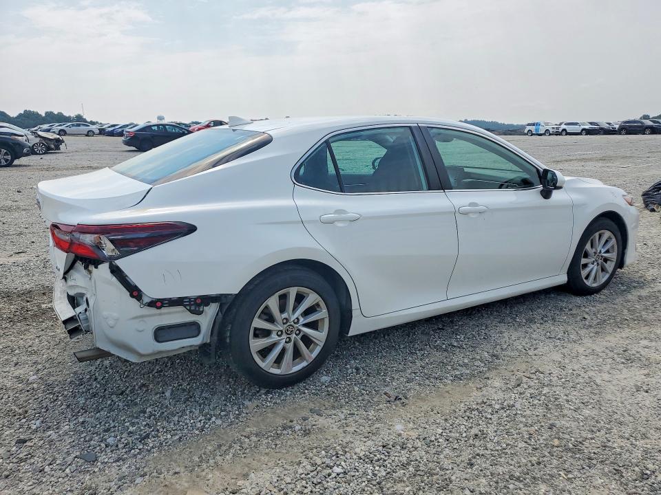 2024 Toyota Camry მანქანა იყიდება აუქციონზე, vin: 4T1C11AK1RU198251, აუქციონის ნომერი: 62896426