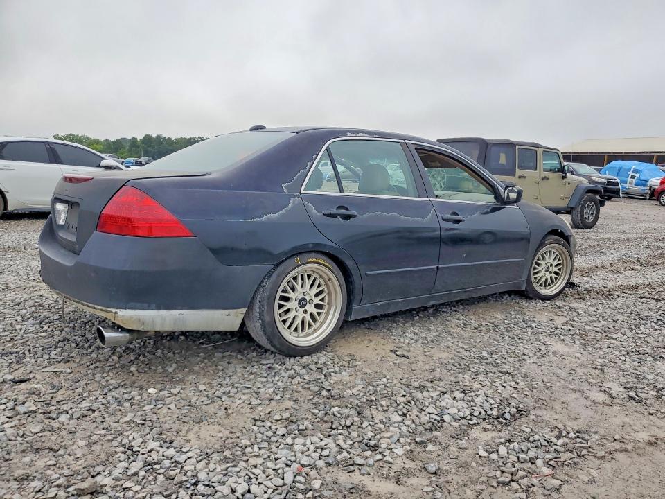 Продажа на аукционе авто 2006 Honda Accord, vin: 1HGCM65506A011660, номер лота: 61971526