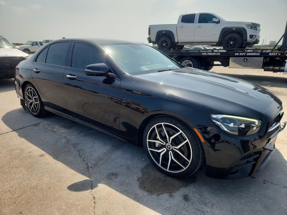 62982996 :رقم المزاد ، W1KZF8DB1MA914120 vin ، 2021 Mercedes-benz E مزاد بيع