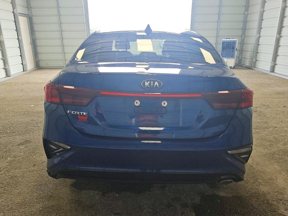 59032896 :رقم المزاد ، 3KPF24ADXME347717 vin ، 2021 Kia Forte مزاد بيع