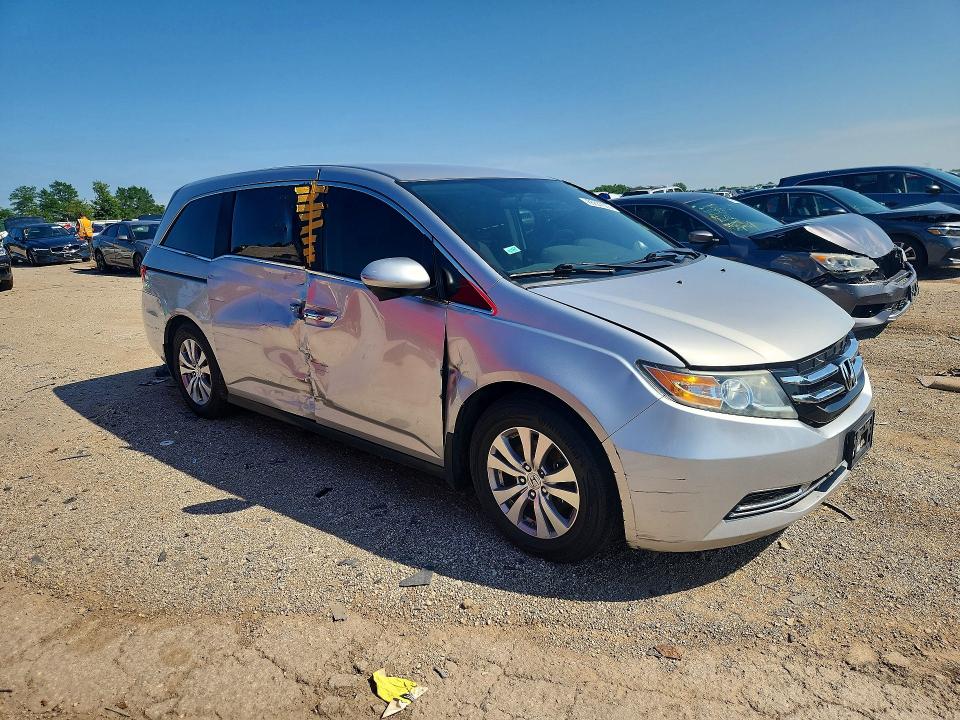 85637005 :رقم المزاد ، 5FNRL5H42EB058445 vin ، 2014 Honda Odyssey مزاد بيع
