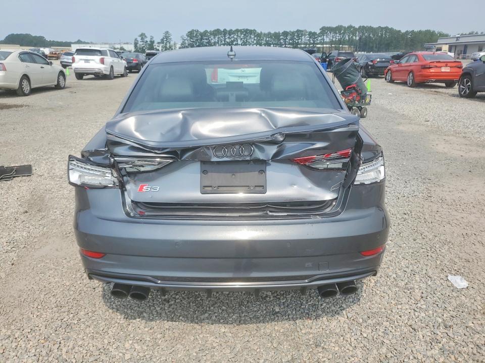 Продаж на аукціоні авто 2018 Audi S3, vin: WAUB1GFF9J1032786, номер лоту: 61903006