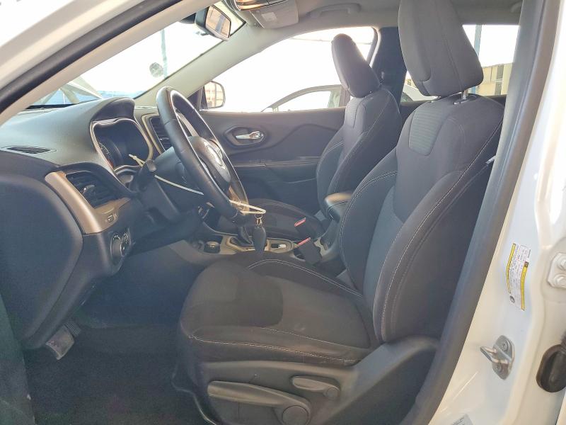 63031666 :رقم المزاد ، 1C4PJMCB1GW325800 vin ، 2016 Jeep Cherokee مزاد بيع