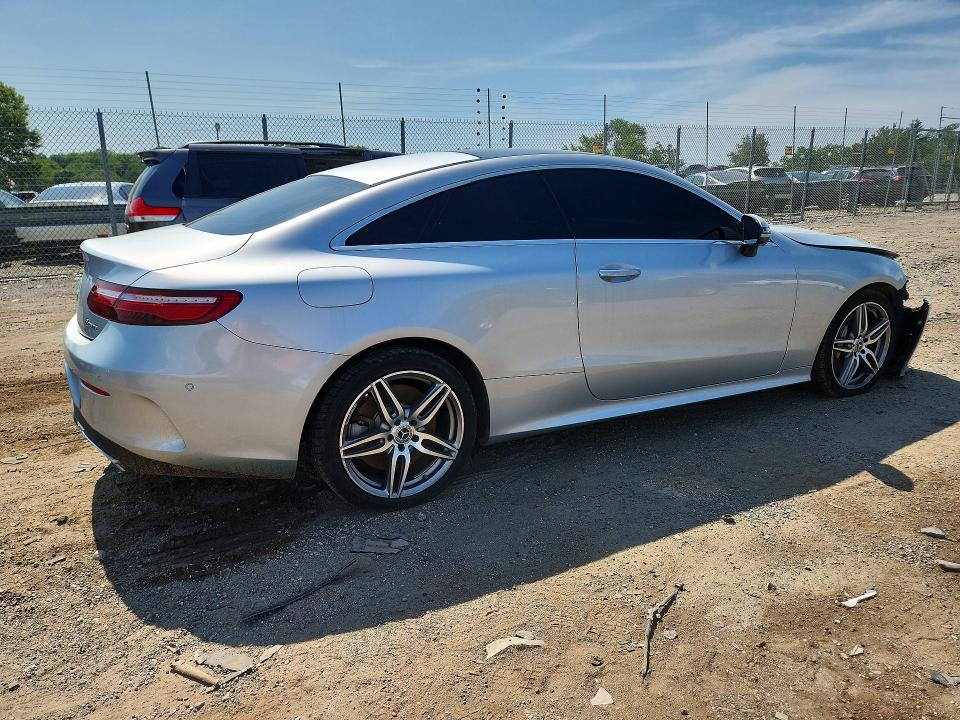 61819066 :رقم المزاد ، WDD1J6GB9JF006881 vin ، 2018 Mercedes-benz E مزاد بيع
