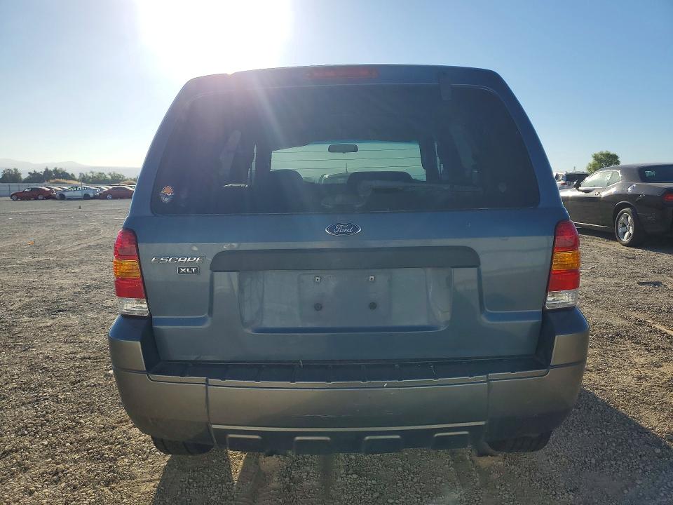 Auction sale of the 2005 Ford Escape, vin: 1FMYU93185KA46215, lot number: 62499896