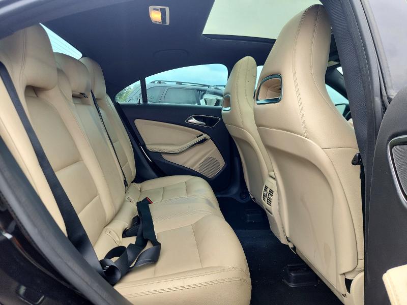 60672176 :رقم المزاد ، WDDSJ4EB5EN068611 vin ، 2014 Mercedes-benz Cla مزاد بيع