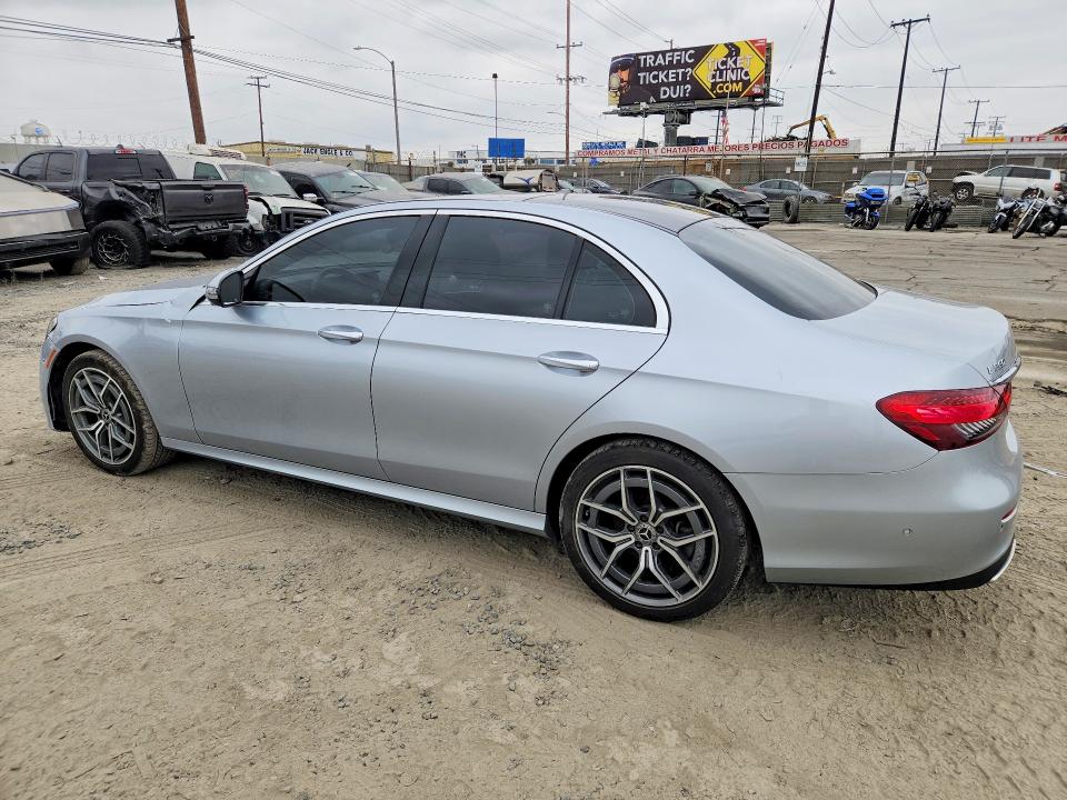59830006 :رقم المزاد ، W1KZF8EB0MA876636 vin ، 2021 Mercedes-benz E مزاد بيع