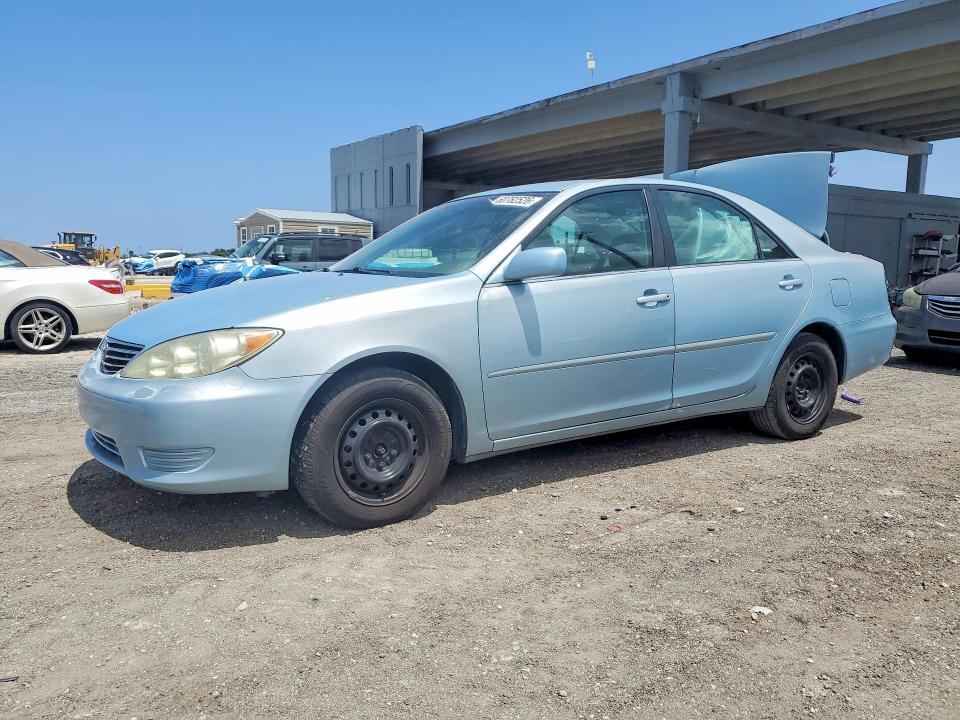 Auction sale of the 2005 Toyota Camry, vin: 4T1BE32K85U516418, lot number: 60782526