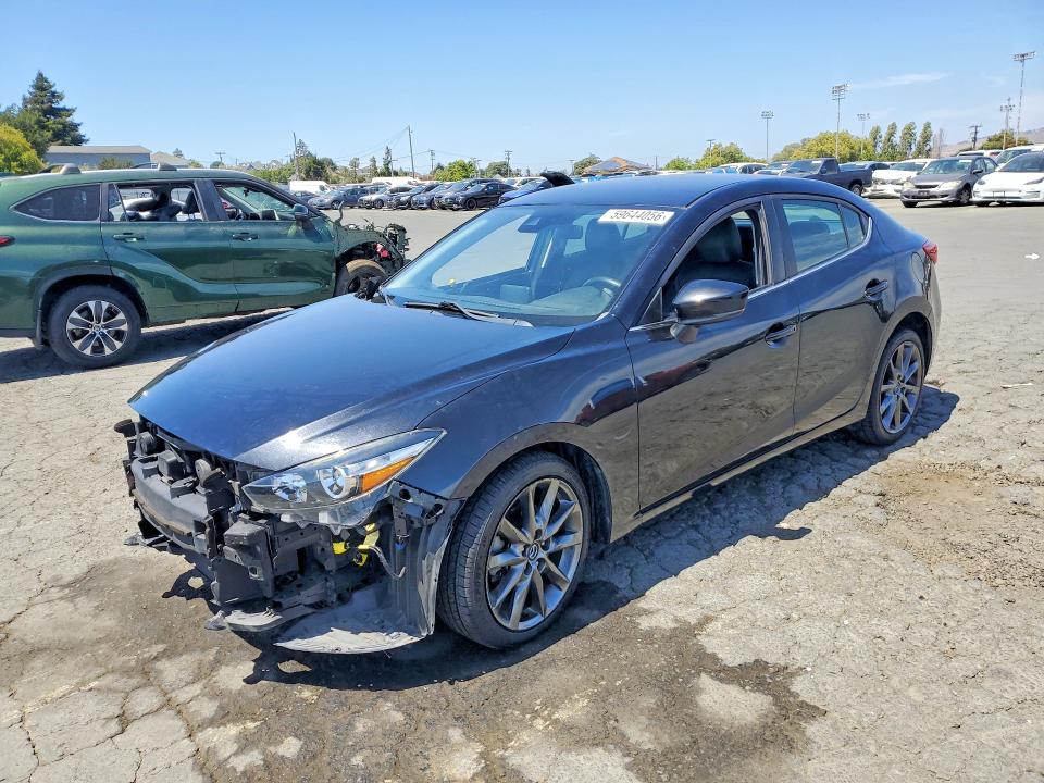 Продажа на аукционе авто 2018 Mazda 3, vin: 3MZBN1V30JM253723, номер лота: 59644056