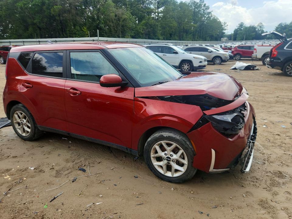 60679886 :رقم المزاد ، KNDJ23AU5P7187691 vin ، 2023 Kia Soul مزاد بيع