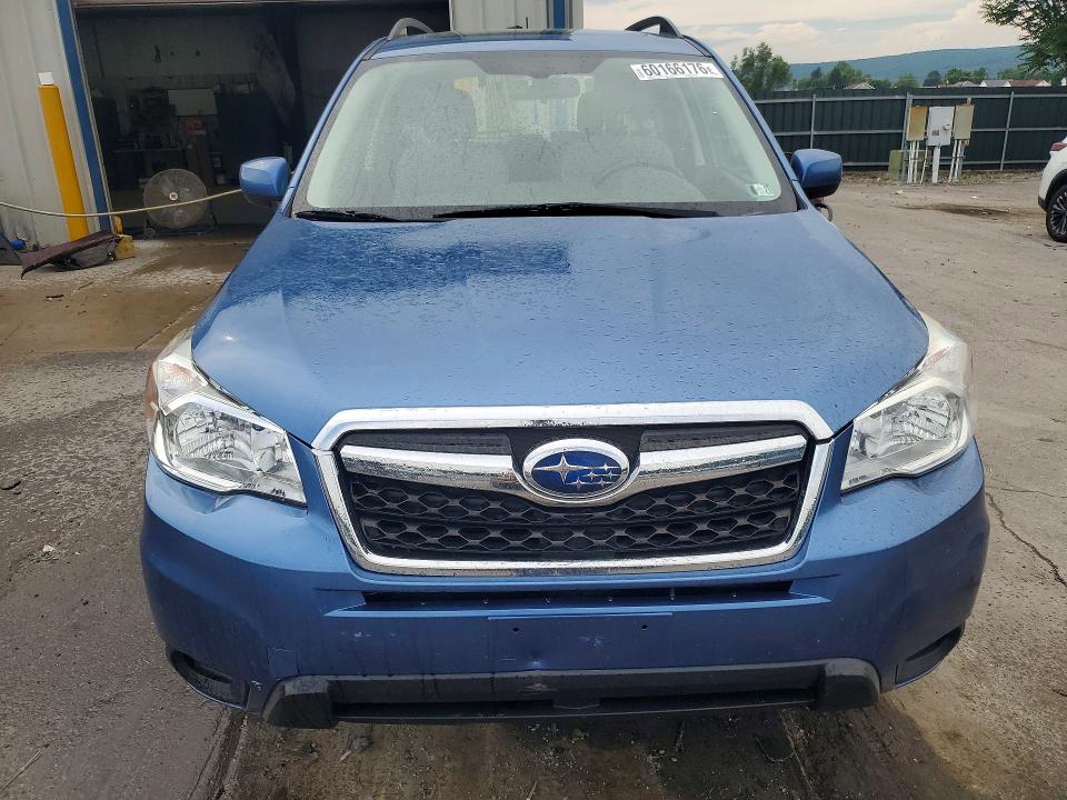 60166176 :رقم المزاد ، JF2SJADC6FH820238 vin ، 2015 Subaru Forester مزاد بيع