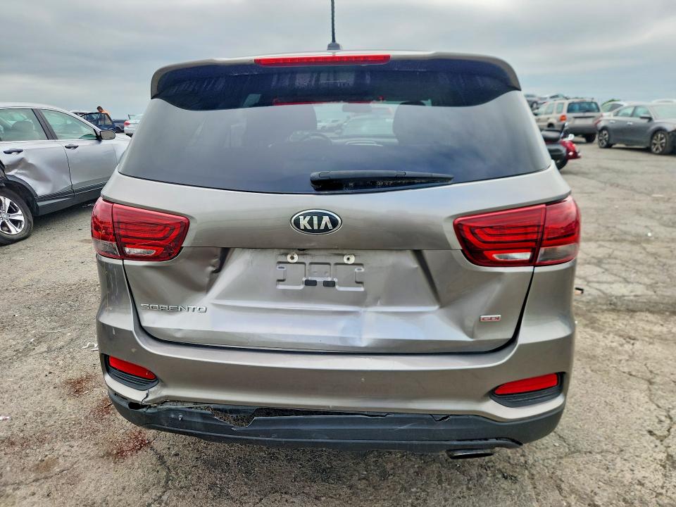 Продажа на аукционе авто 2019 Kia Sorento, vin: 5XYPGDA38KG536248, номер лота: 85612585