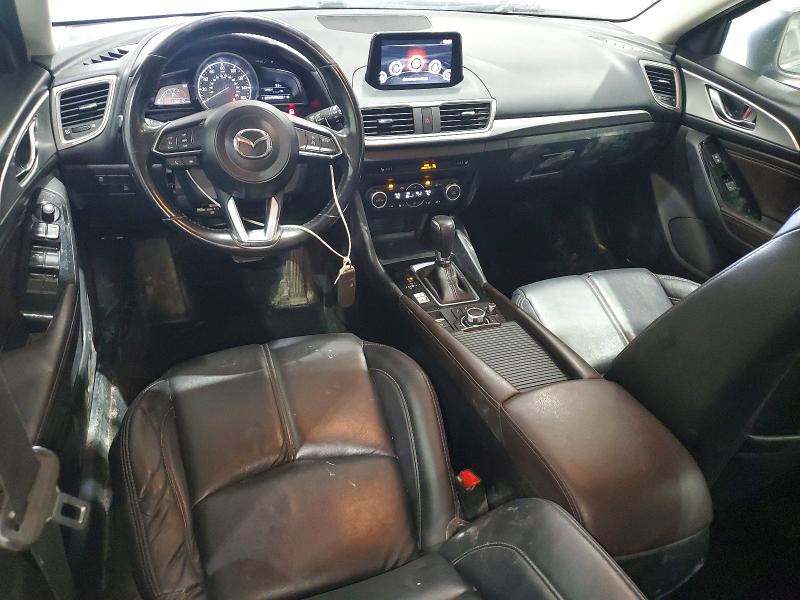 59801846 :رقم المزاد ، 3MZBN1L34JM207069 vin ، 2018 Mazda 3 مزاد بيع