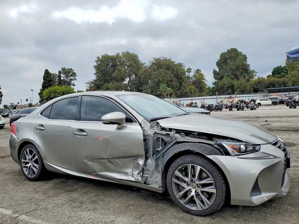 Продаж на аукціоні авто 2020 Lexus Is, vin: JTHAA1D27L5108785, номер лоту: 57848566