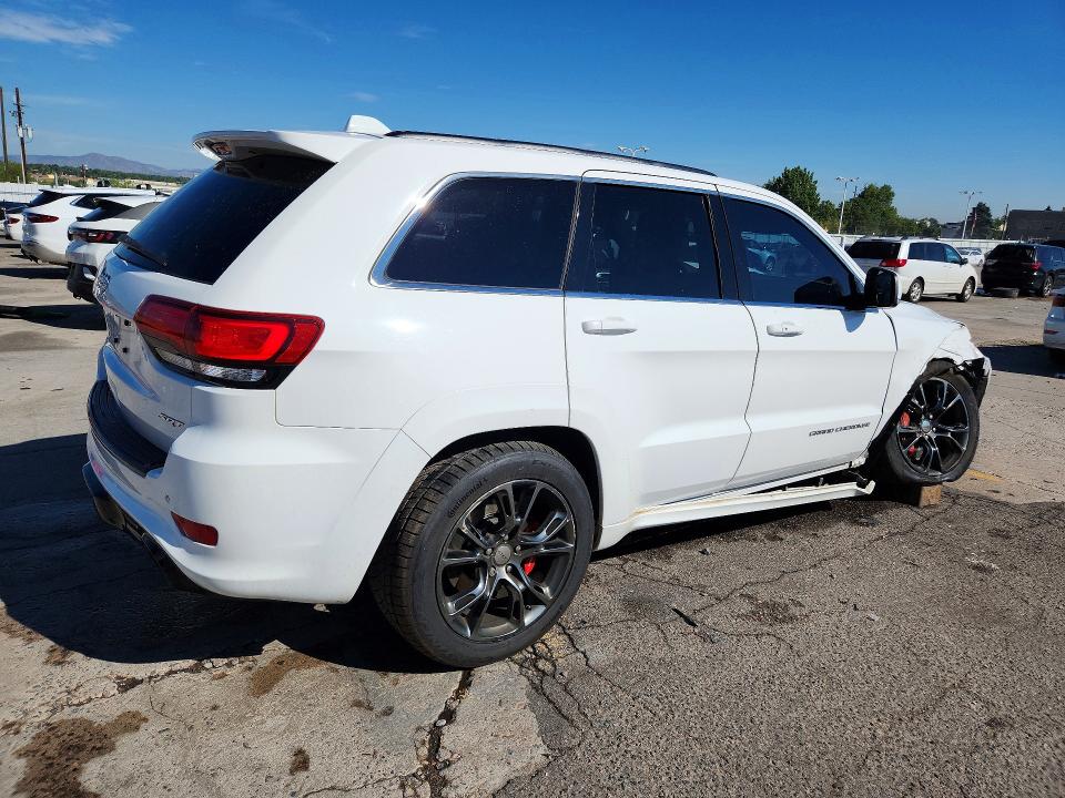 2015 Jeep Grand Cherokee მანქანა იყიდება აუქციონზე, vin: 1C4RJFDJ0FC770460, აუქციონის ნომერი: 63032986