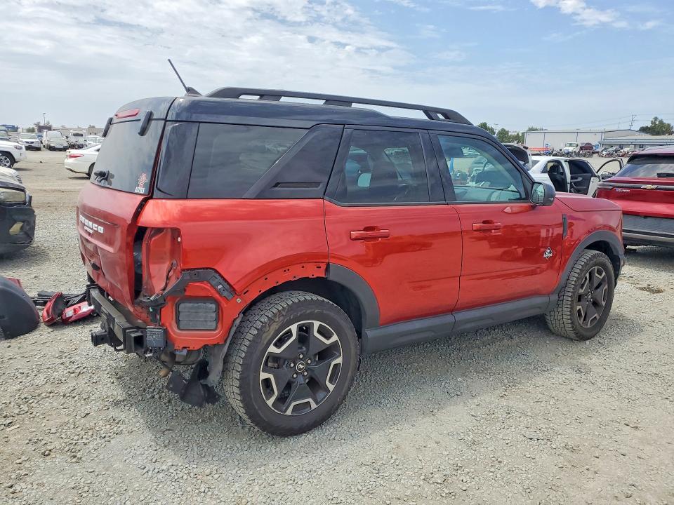 61798646 :رقم المزاد ، 3FMCR9C69NRD88369 vin ، 2022 Ford Bronco Sport مزاد بيع