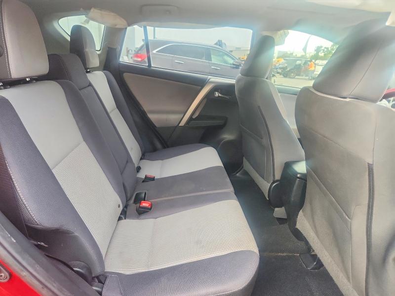 63282606 :رقم المزاد ، JTMWFREVXFD079261 vin ، 2015 Toyota Rav4 مزاد بيع