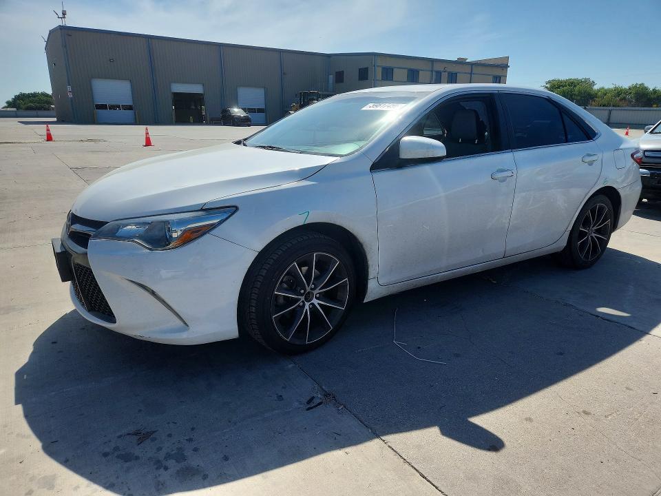 Aukcja sprzedaży 2015 Toyota Camry, vin: 4T1BF1FK0FU902991, numer aukcji: 59817496