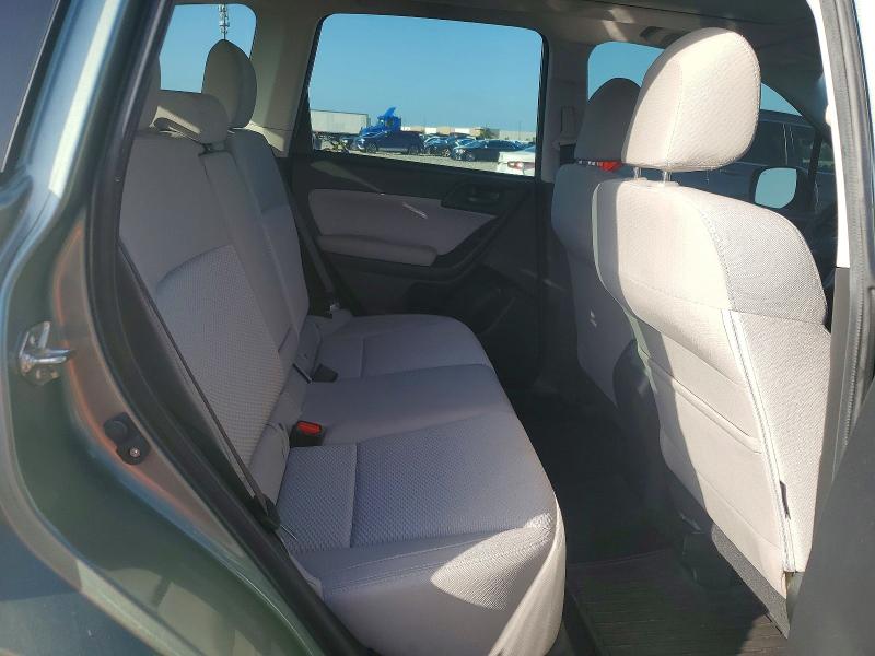 61231236 :رقم المزاد ، JF2SJAEC2JH405537 vin ، 2018 Subaru Forester مزاد بيع