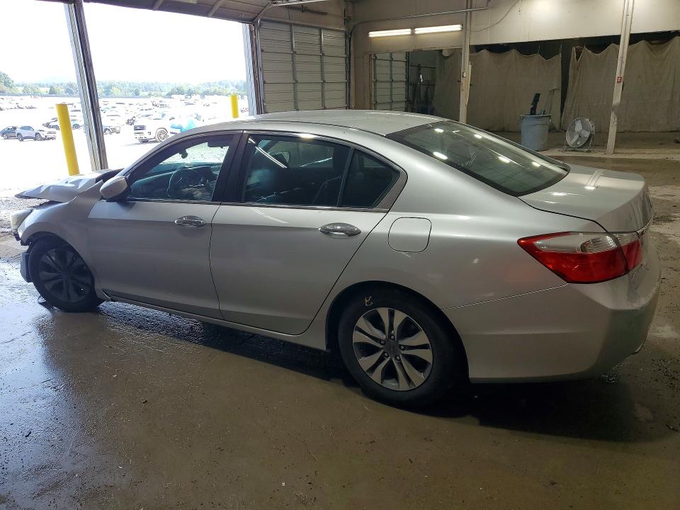62688576 :رقم المزاد ، 1HGCR2F38FA041576 vin ، 2015 Honda Accord مزاد بيع