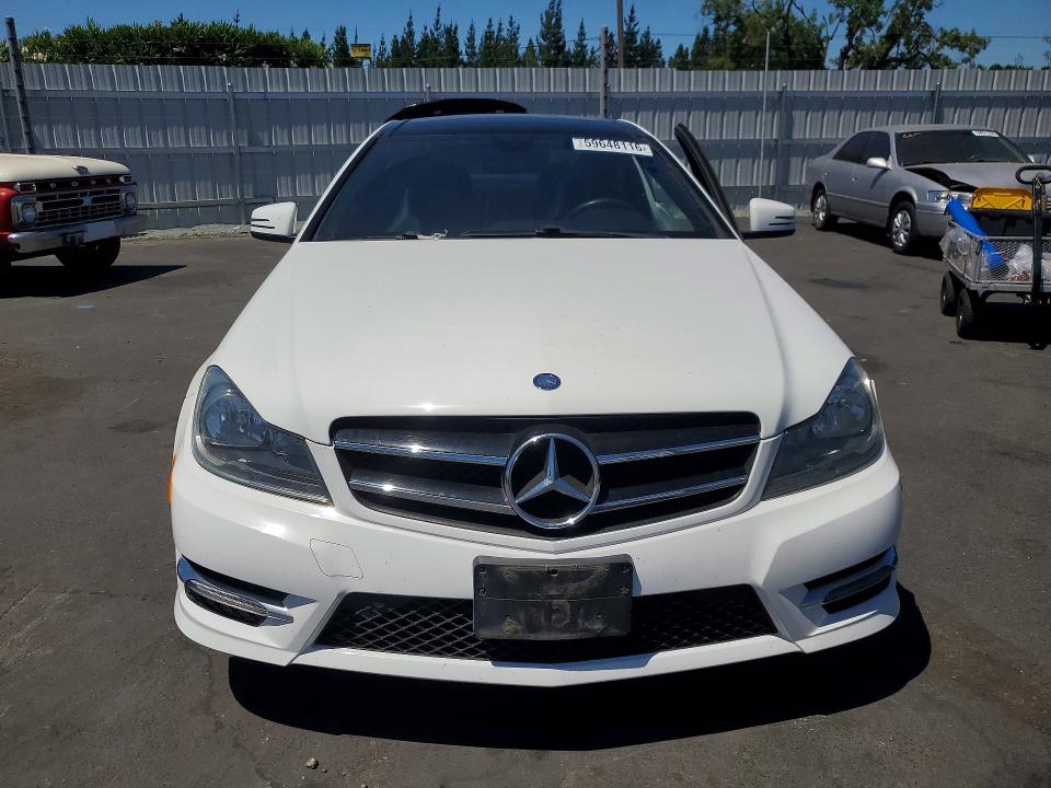 59648116 :رقم المزاد ، WDDGJ5HB8EG274940 vin ، 2014 Mercedes-benz C مزاد بيع