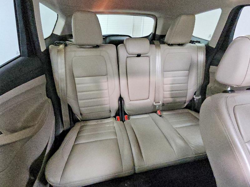 61980706 :رقم المزاد ، 1FMCU9J93HUA56629 vin ، 2017 Ford Escape مزاد بيع