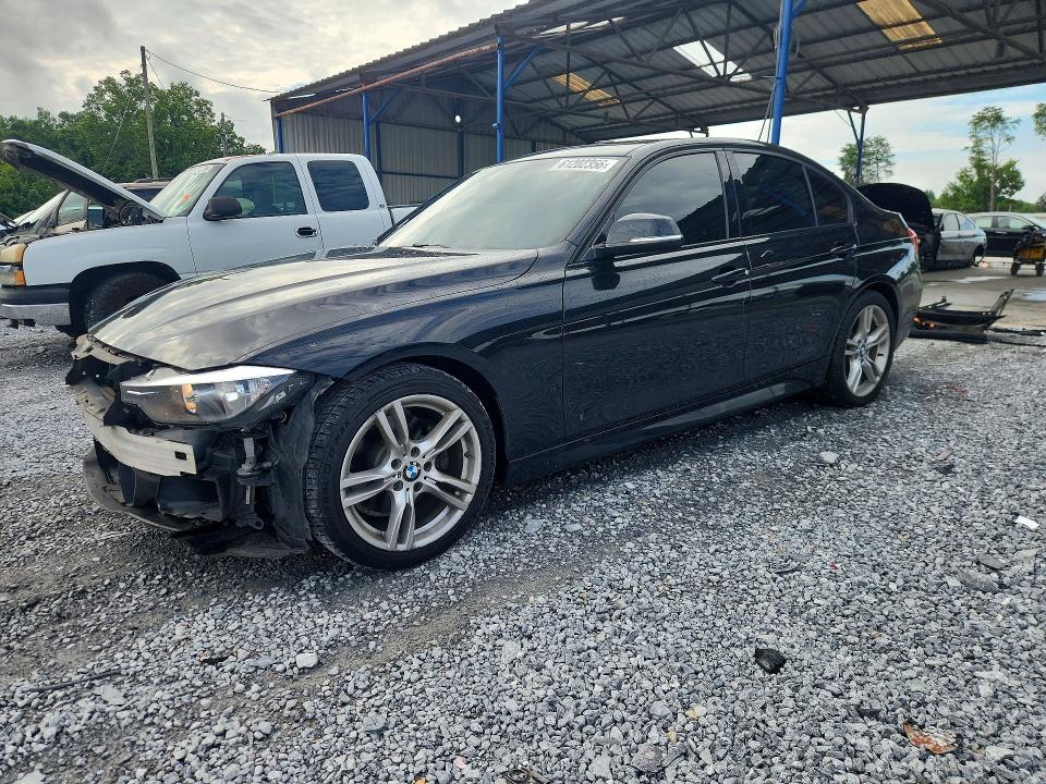 61202356 :رقم المزاد ، WBA3A5C50DF356740 vin ، 2013 Bmw 328 مزاد بيع