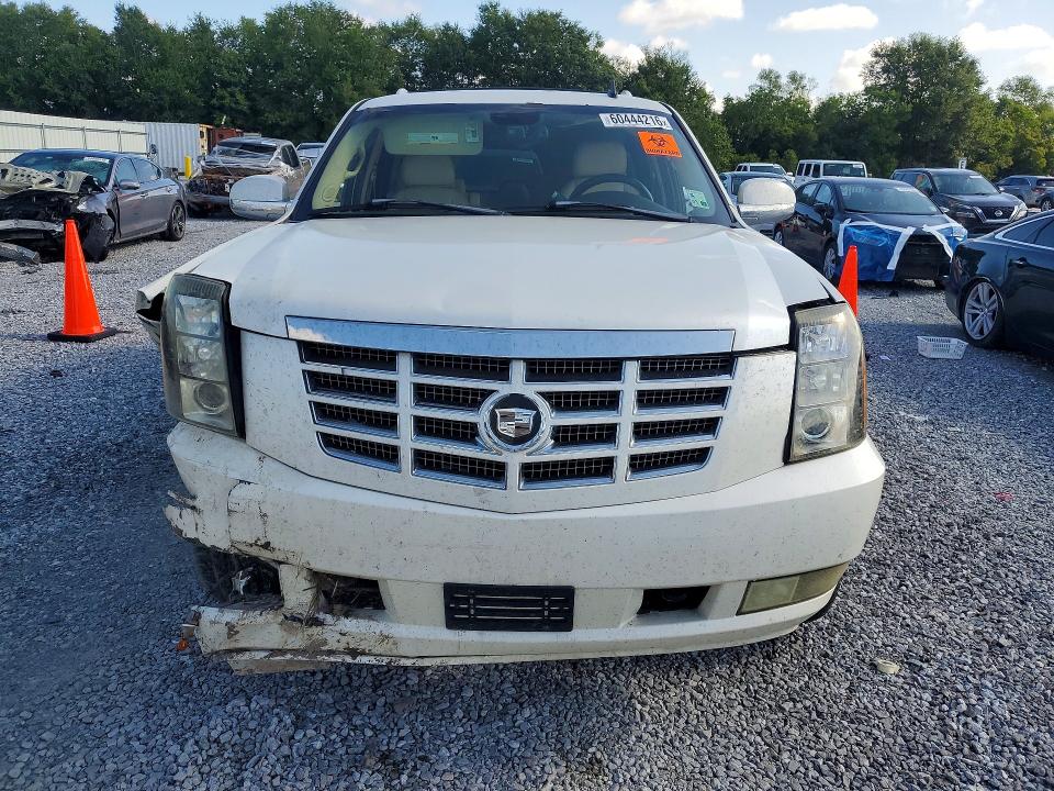 2007 Cadillac Escalade მანქანა იყიდება აუქციონზე, vin: 1GYFK63807R201292, აუქციონის ნომერი: 60444216