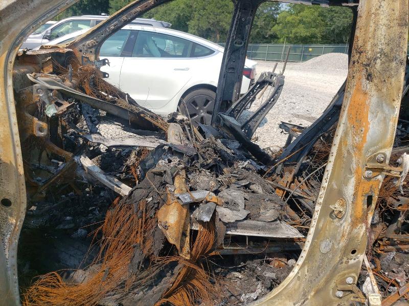62423586 :رقم المزاد ، 1GNSKRKL1NR183028 vin ، 2022 Chevrolet Tahoe مزاد بيع
