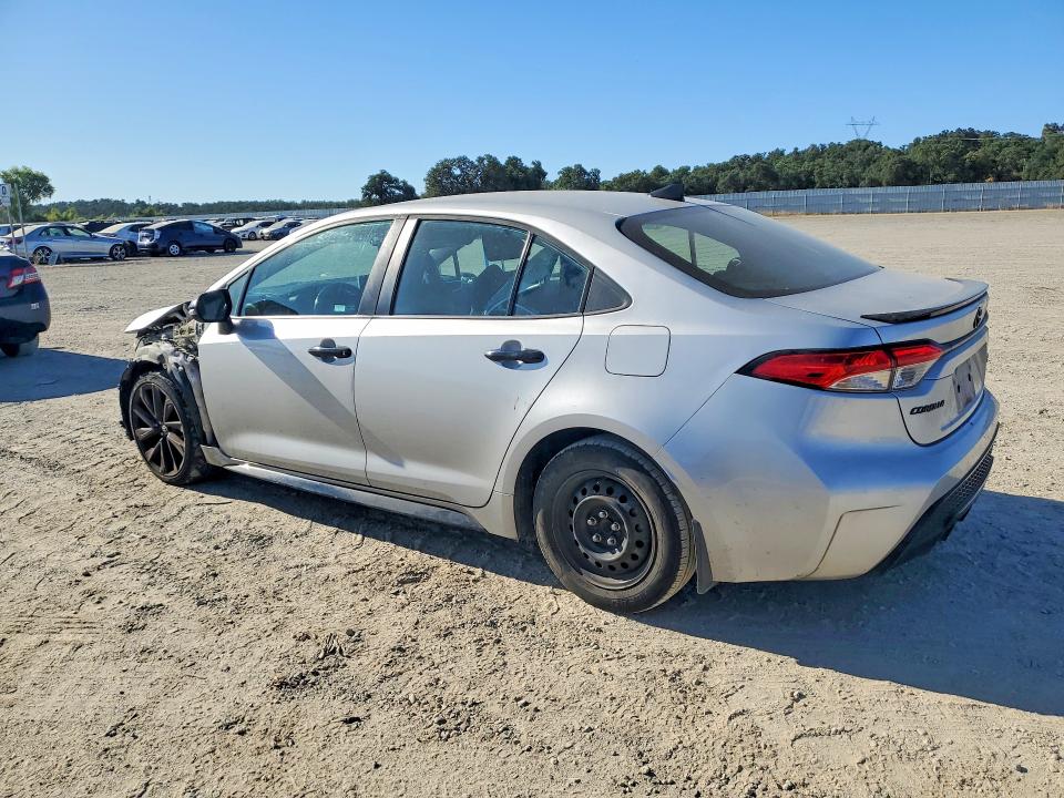 60881066 :رقم المزاد ، 5YFS4MCE4MP064050 vin ، 2021 Toyota Corolla مزاد بيع