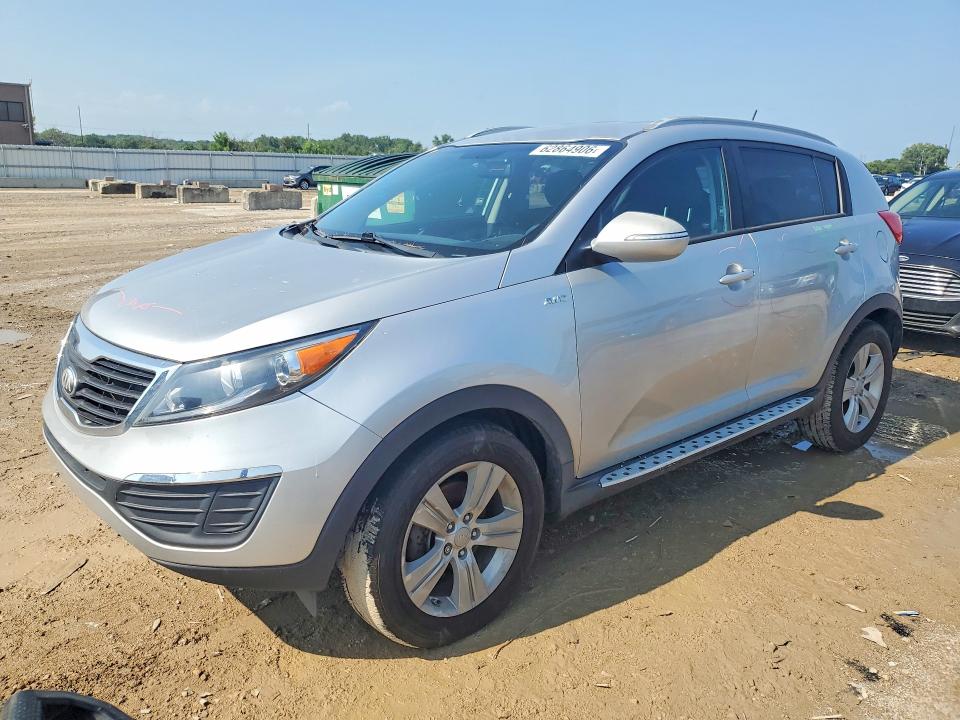 62864906 :رقم المزاد ، KNDPBCA24D7428015 vin ، 2013 Kia Sportage مزاد بيع