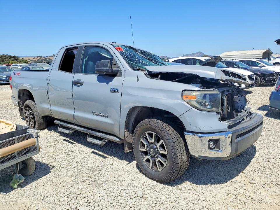 Продажа на аукционе авто 2018 Toyota Tundra, vin: 5TFUY5F13JX754090, номер лота: 61613246