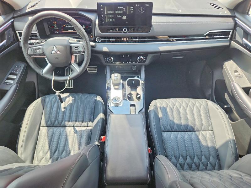 61397326 :رقم المزاد ، JA4J4WA81SZ037020 vin ، 2025 Mitsubishi Outlander مزاد بيع