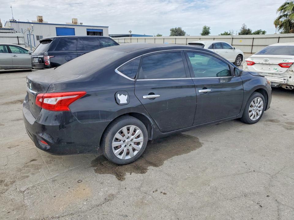 Продажа на аукционе авто 2017 Nissan Sentra, vin: 3N1AB7AP0HY377080, номер лота: 60700706