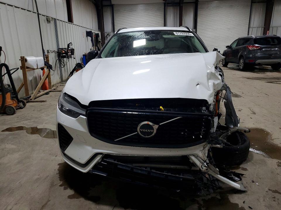 Продаж на аукціоні авто 2025 Volvo Xc60, vin: YV4H60RC2S1109360, номер лоту: 61792006