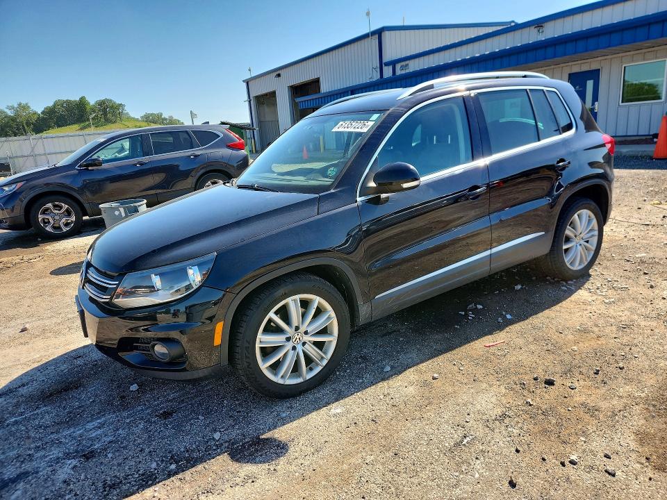 61357226 :رقم المزاد ، WVGAV7AX4CW532388 vin ، 2012 Volkswagen Tiguan مزاد بيع