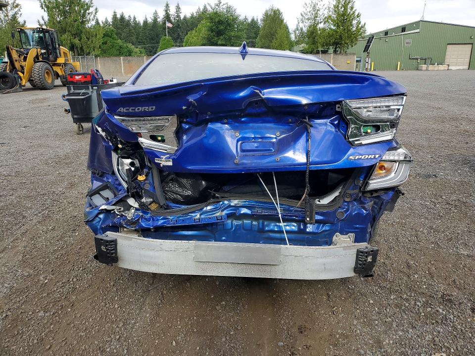 85456645 :رقم المزاد ، 1HGCV1F30JA151701 vin ، 2018 Honda Accord مزاد بيع