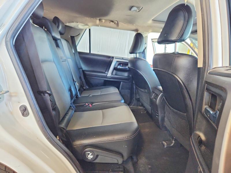 60697166 :رقم المزاد ، JTEBU5JR4G5355995 vin ، 2016 Toyota 4runner مزاد بيع