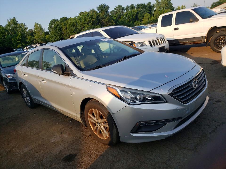 59742416 :رقم المزاد ، 5NPE24AA9FH142874 vin ، 2015 Hyundai Sonata مزاد بيع