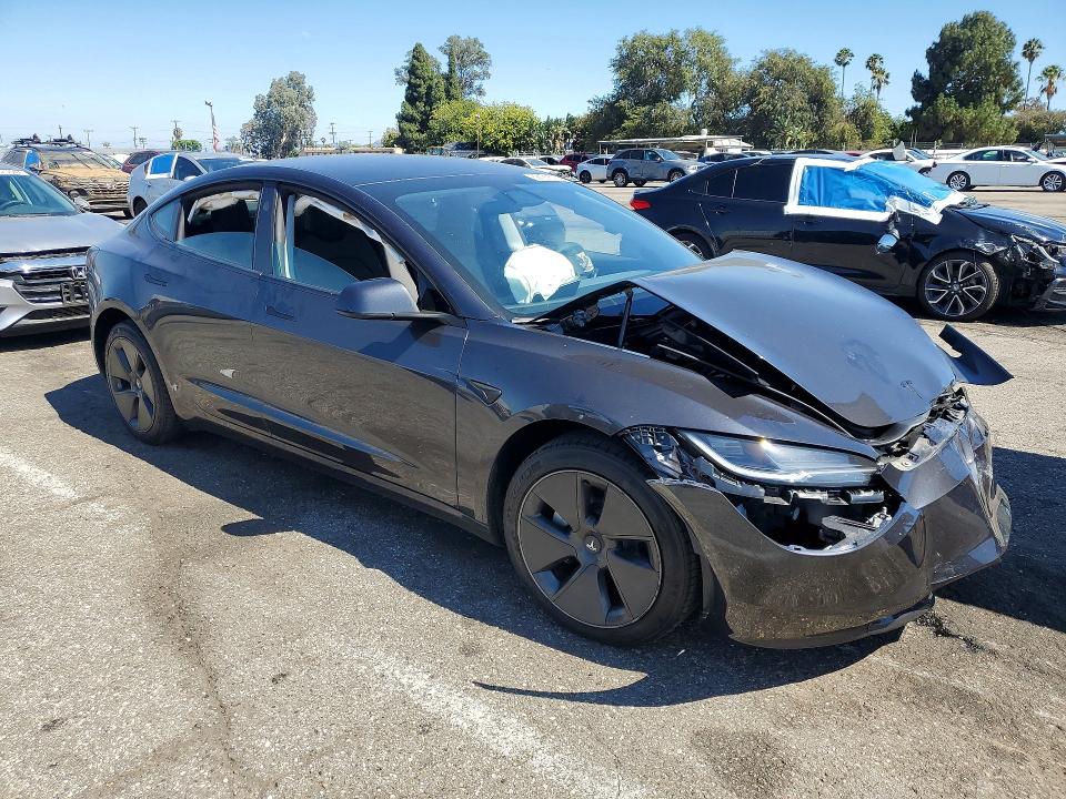 62121516 :رقم المزاد ، 5YJ3E1EB2TF145450 vin ، 2026 Tesla Model 3 مزاد بيع