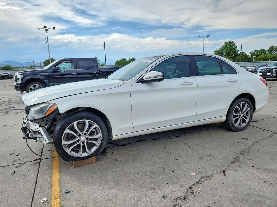 61636336 :رقم المزاد ، 55SWF4KB0GU114508 vin ، 2016 Mercedes-benz C مزاد بيع
