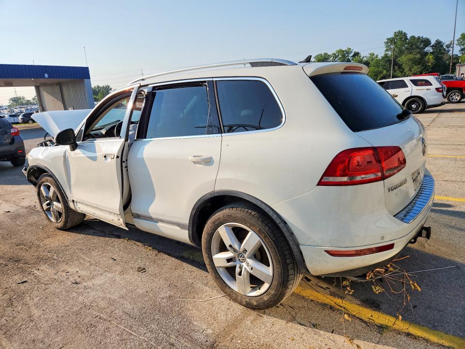 62747736 :رقم المزاد ، WVGFF9BP8CD005379 vin ، 2012 Volkswagen Touareg مزاد بيع