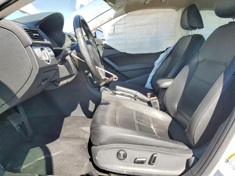 2013 Volkswagen Passat მანქანა იყიდება აუქციონზე, vin: 1VWBP7A34DC124442, აუქციონის ნომერი: 62954486