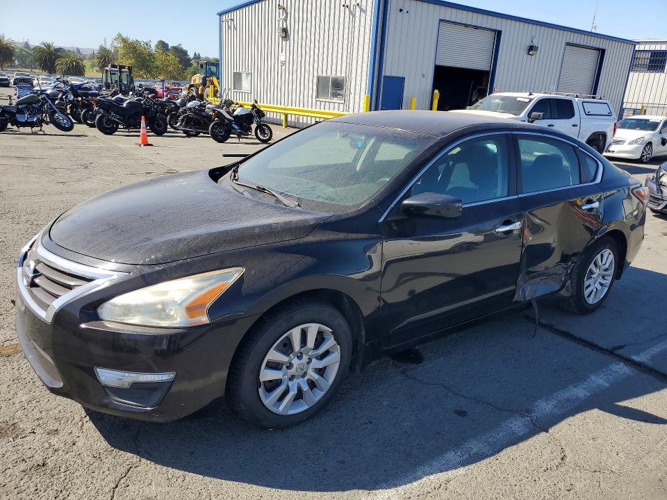 Продаж на аукціоні авто 2015 Nissan Altima, vin: 1N4AL3AP5FC577340, номер лоту: 61388756