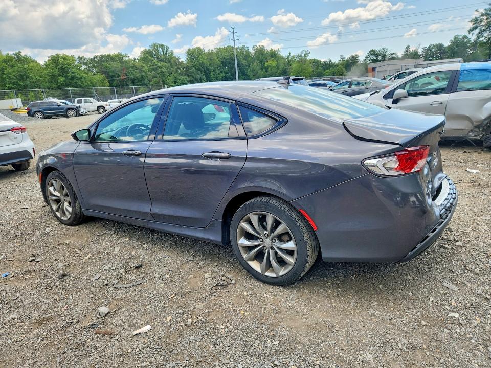 62750606 :رقم المزاد ، 1C3CCCBB7FN554611 vin ، 2015 Chrysler 200 مزاد بيع
