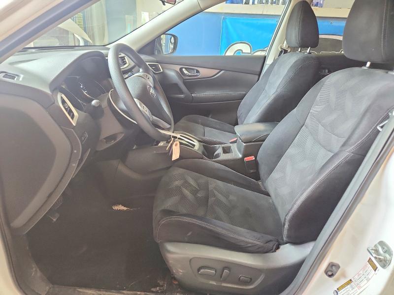 61570886 :رقم المزاد ، 5N1AT2MK0FC814803 vin ، 2015 Nissan Rogue مزاد بيع