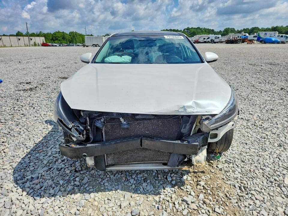 79135645 :رقم المزاد ، KNALC4J12H5093859 vin ، 2017 Kia Cadenza مزاد بيع