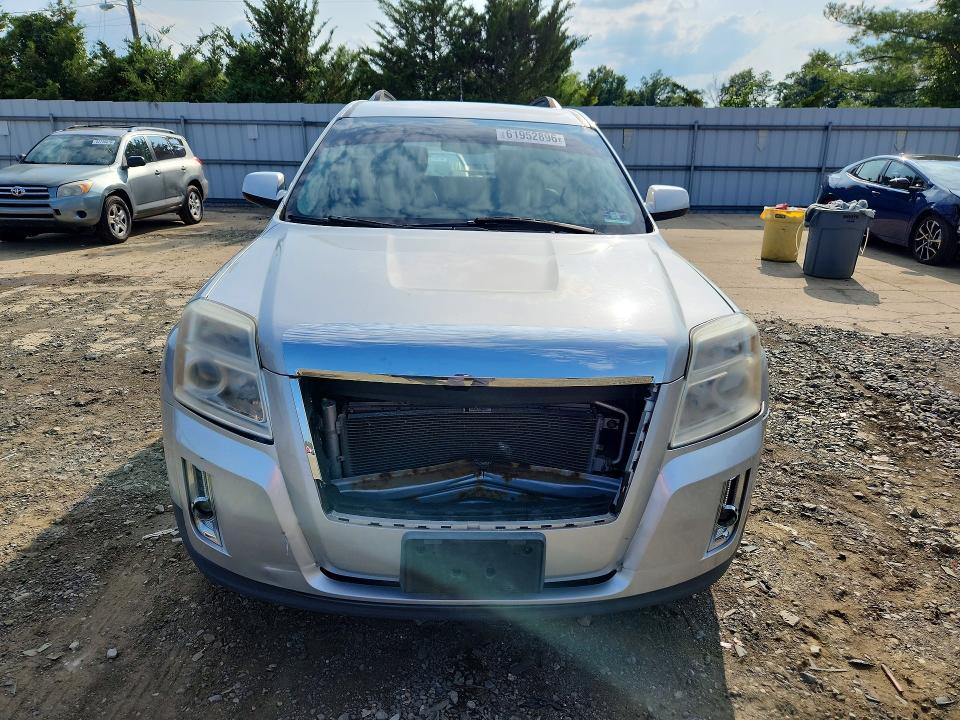 61952896 :رقم المزاد ، 2CTALUEC1B6356493 vin ، 2011 Gmc Terrain مزاد بيع