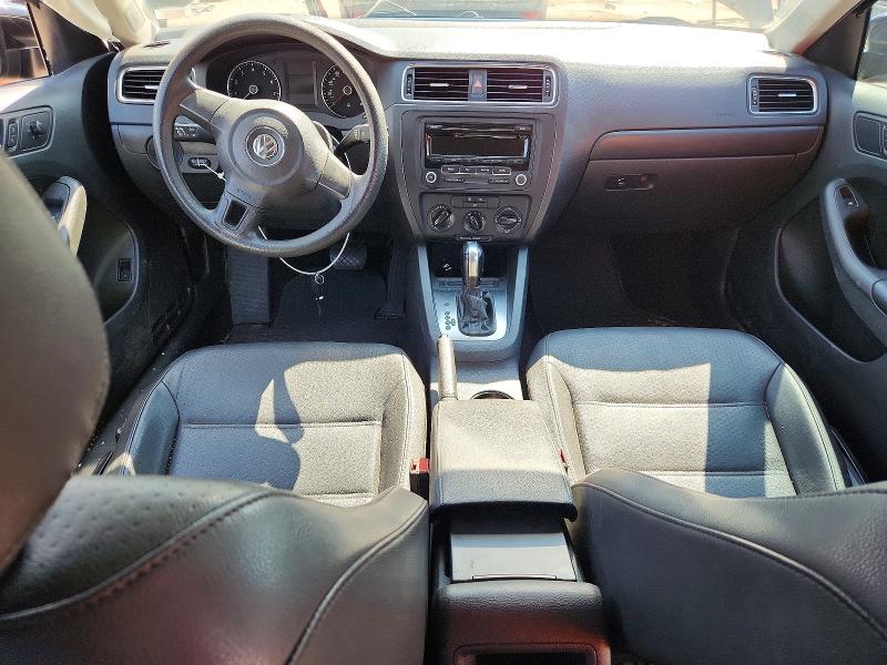 60044026 :رقم المزاد ، 3VWD17AJ5EM392702 vin ، 2014 Volkswagen Jetta مزاد بيع